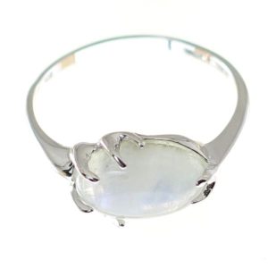 Anillo de piedra luna con plata de ley, ovalado, engastado